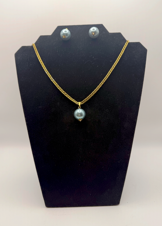 Blue Pearl Pendant Necklace & Earrings