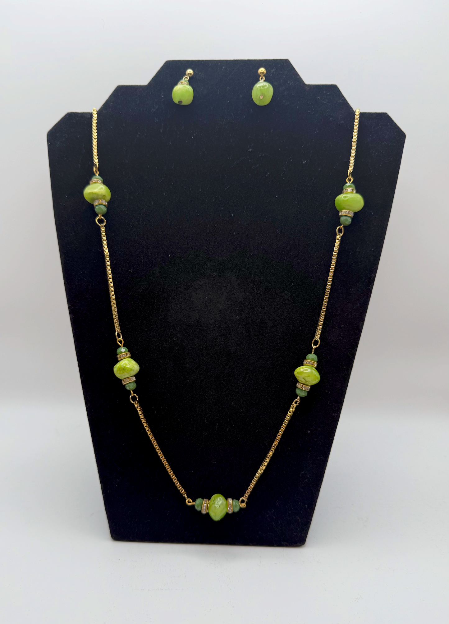 Lime Gem Accent Necklace & Earrings