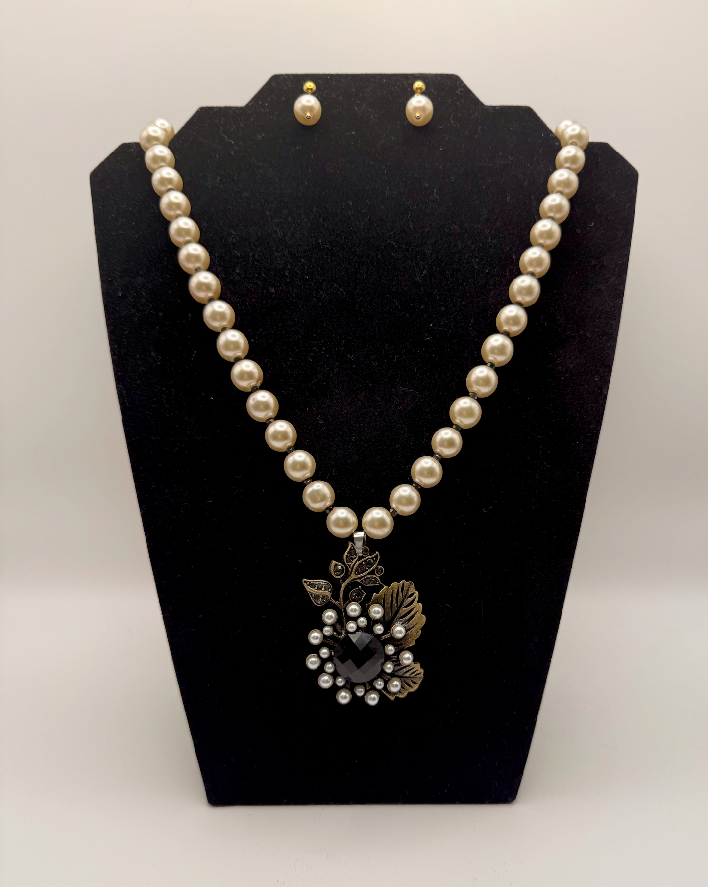 Black Heart Pearl Pendant Necklace Set