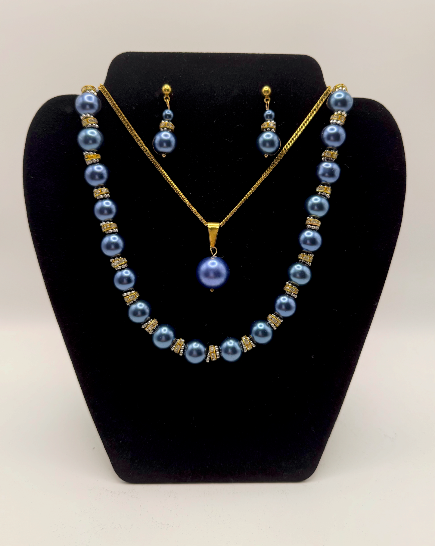 Midnight Blue Pearl Necklace Set