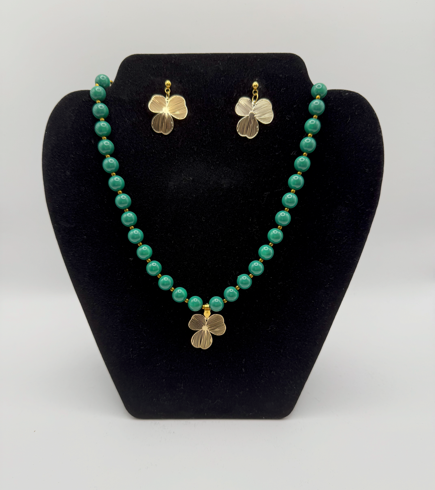 Green Jade Clover Necklace & Earrings